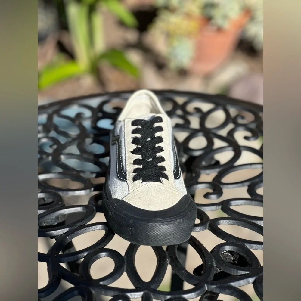 Vans —
